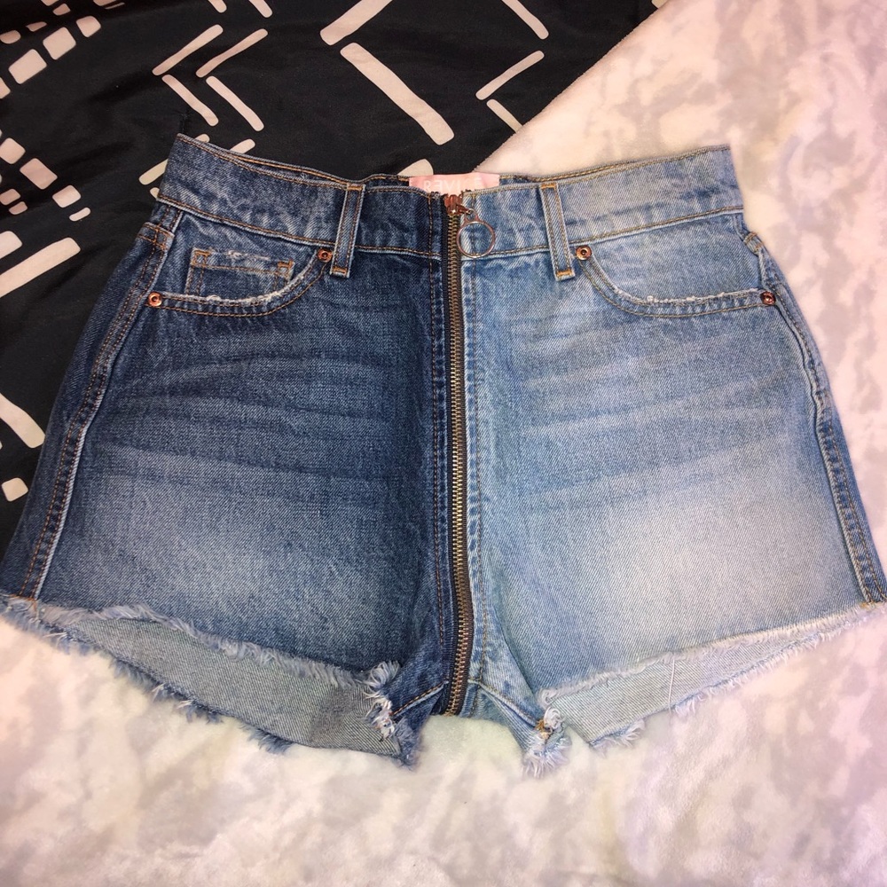 Revice Denim zip around two tone shorts
